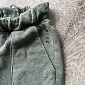 Green cargo jogger style sweatpants